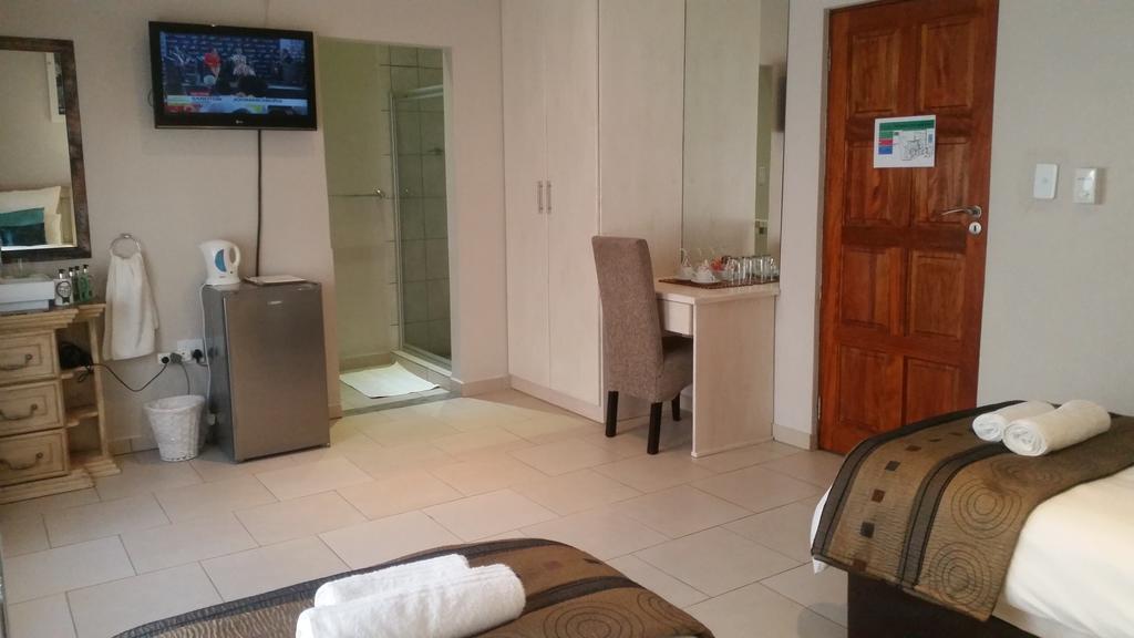 בלה-בלה Summerset Place Country House חדר תמונה