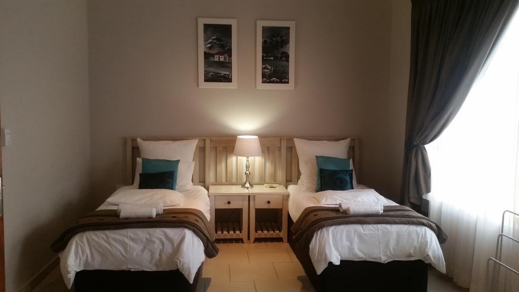 בלה-בלה Summerset Place Country House חדר תמונה